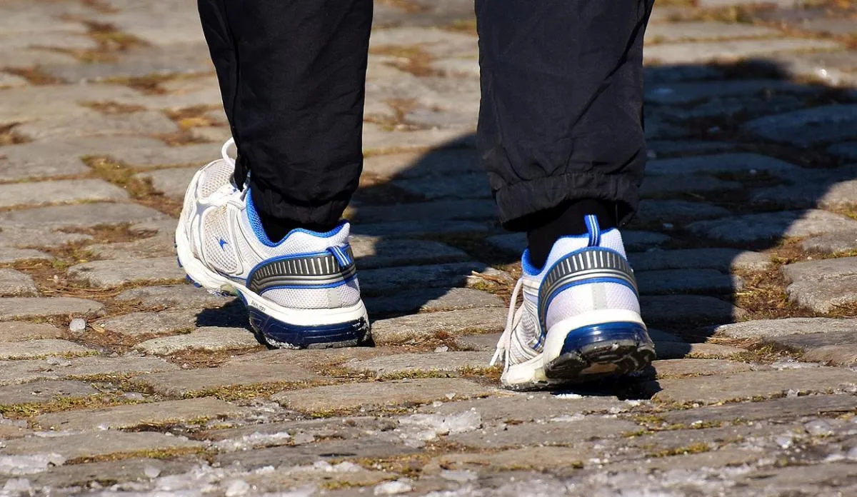 Choosing the Right Walking Shoes